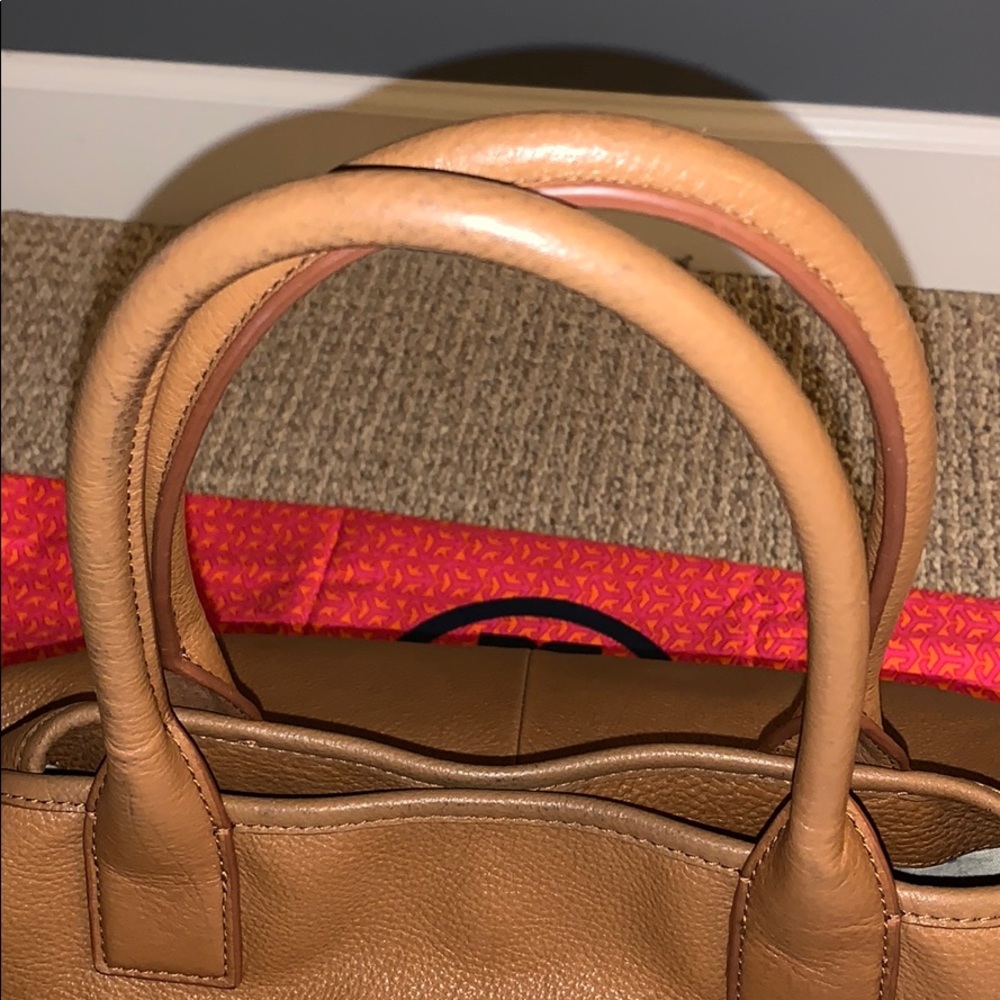 Tory Burch Tan Leather Perforated Logo Tote - Picture 6 of 12